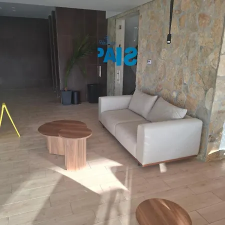 Hop Kop מלון דירות *